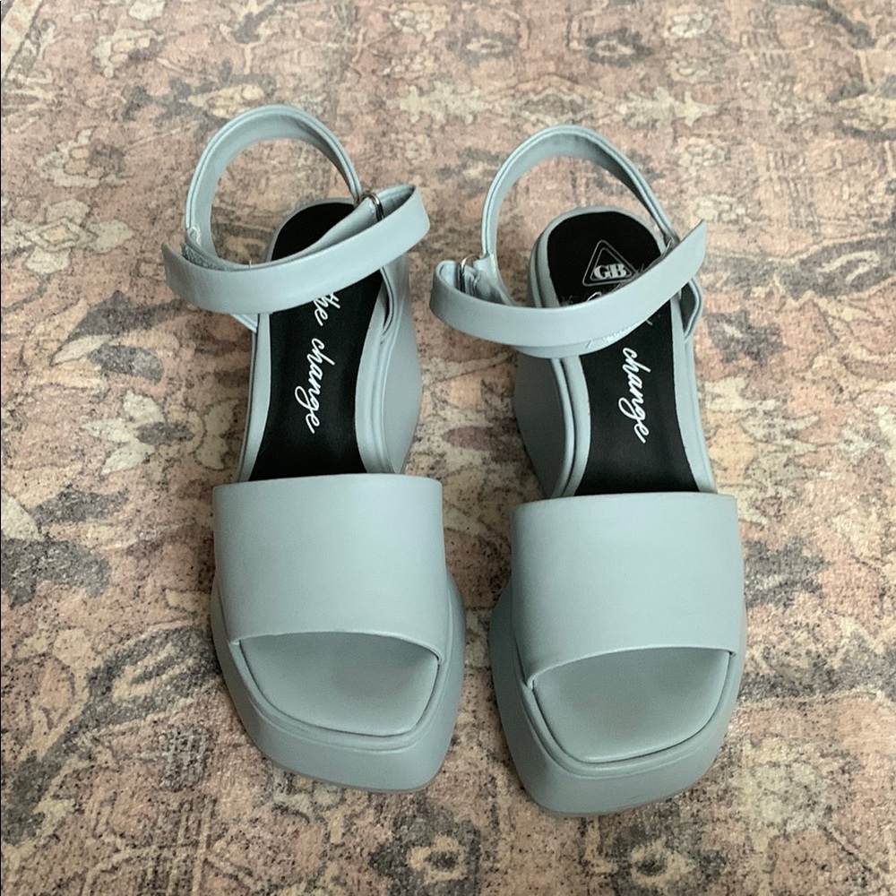 Blueish-Gray heels